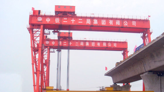 Strahlen Sie anhebenden Crane Double Beam Gantry Crane 10m, der 50 Ton Large Span anhebt
