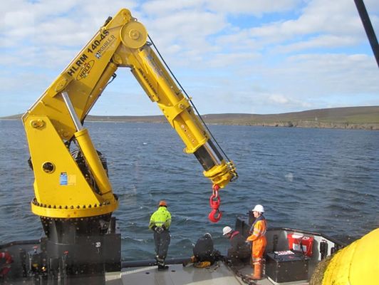Ferngesteuerter Gelenkausleger-Marinedeckkran 10 Tonnen angepasst