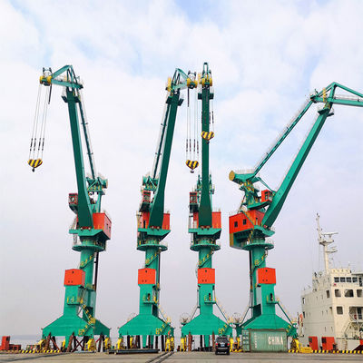 Cabin Control 30ton Harbor Portal Crane Dock Jib Portal Crane Four Link Type